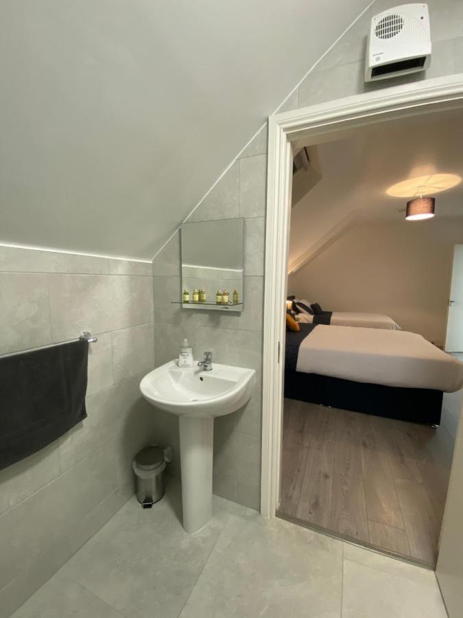 Pier House Luxury Apartment Dingle Exterior foto